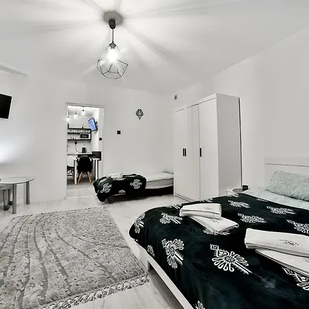 Apartament Czarna Perła Z Balkonem *